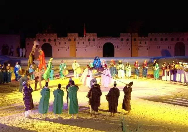 أمسية الفانتازيا في أكادير: اكتشف الثقافة المغربية والعروض التقليدية الأصيلة