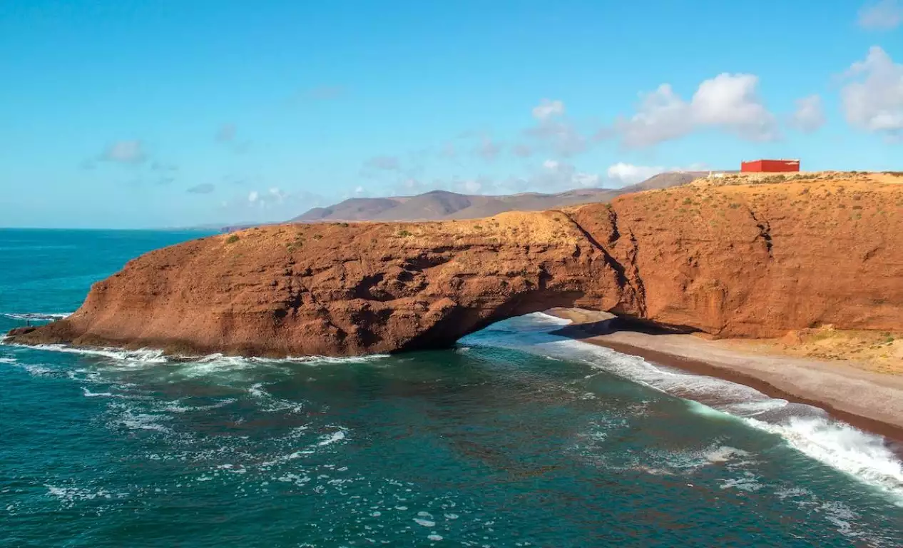 Grand South Tour – 6 Days: Essaouira, Sidi Kaouki, Imsouane, Taghazout, and Aglou